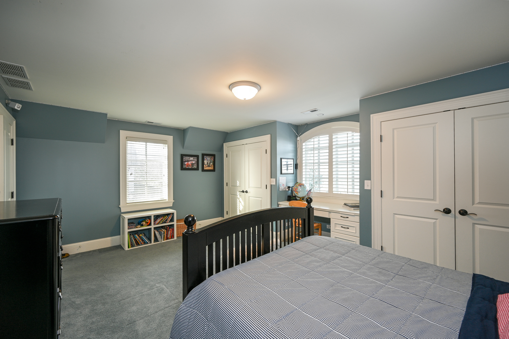 Undisclosed Address Glen Ellyn, IL 60137 - Photo 31 of 45 a view of a bedroom with furniture and windows