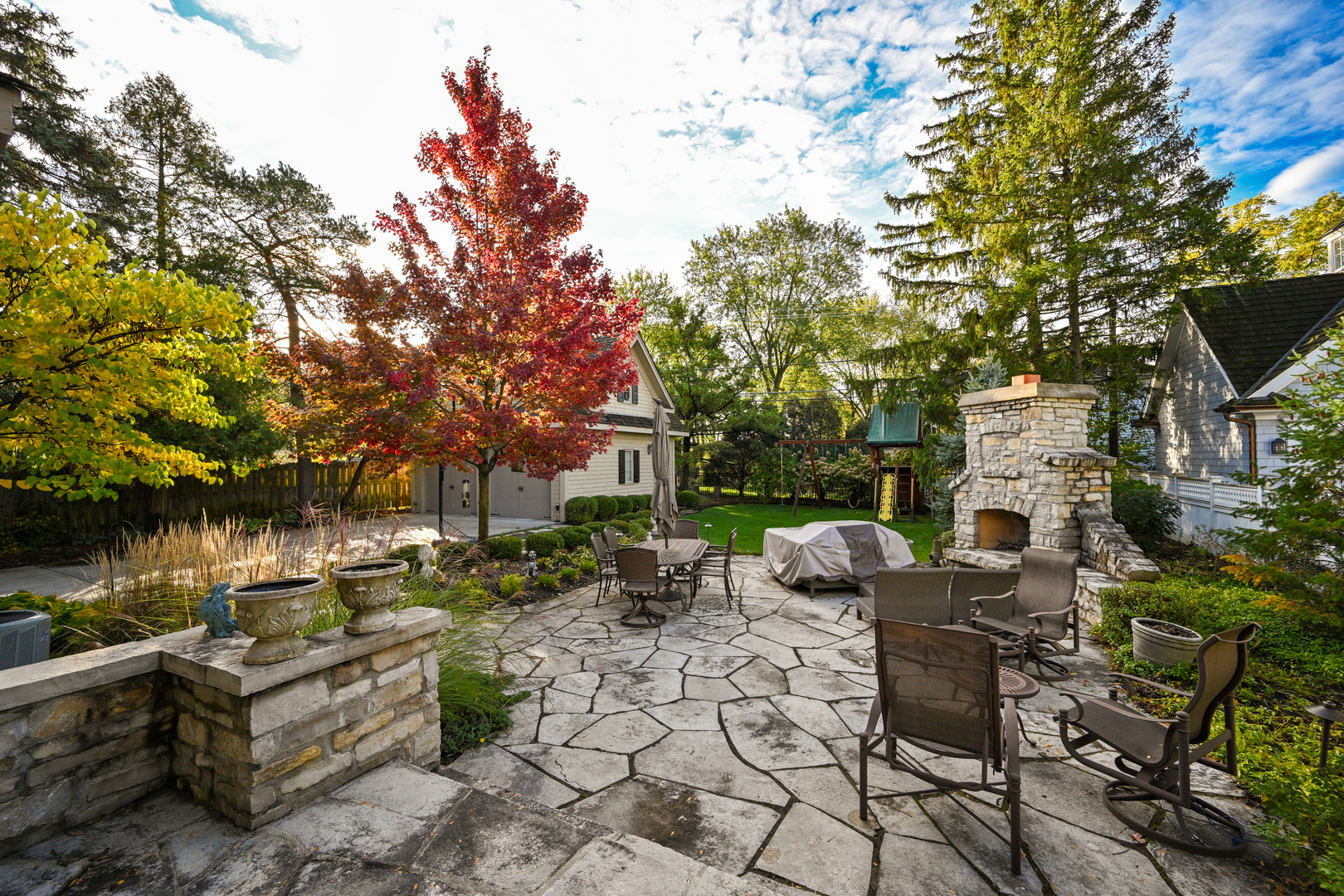 Undisclosed Address Glen Ellyn, IL 60137 - Photo 43 of 45 a view of backyard with sitting space