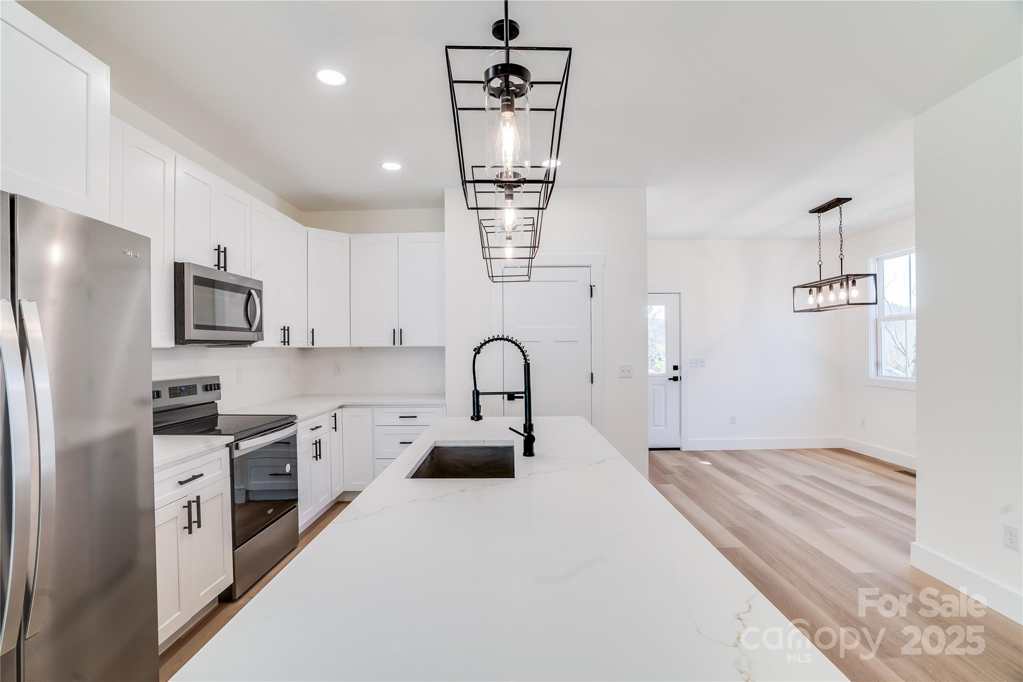 7 Jetts Rdg Drive Swannanoa, NC 28778 - Photo 11 of 42 Gallery Image 11
