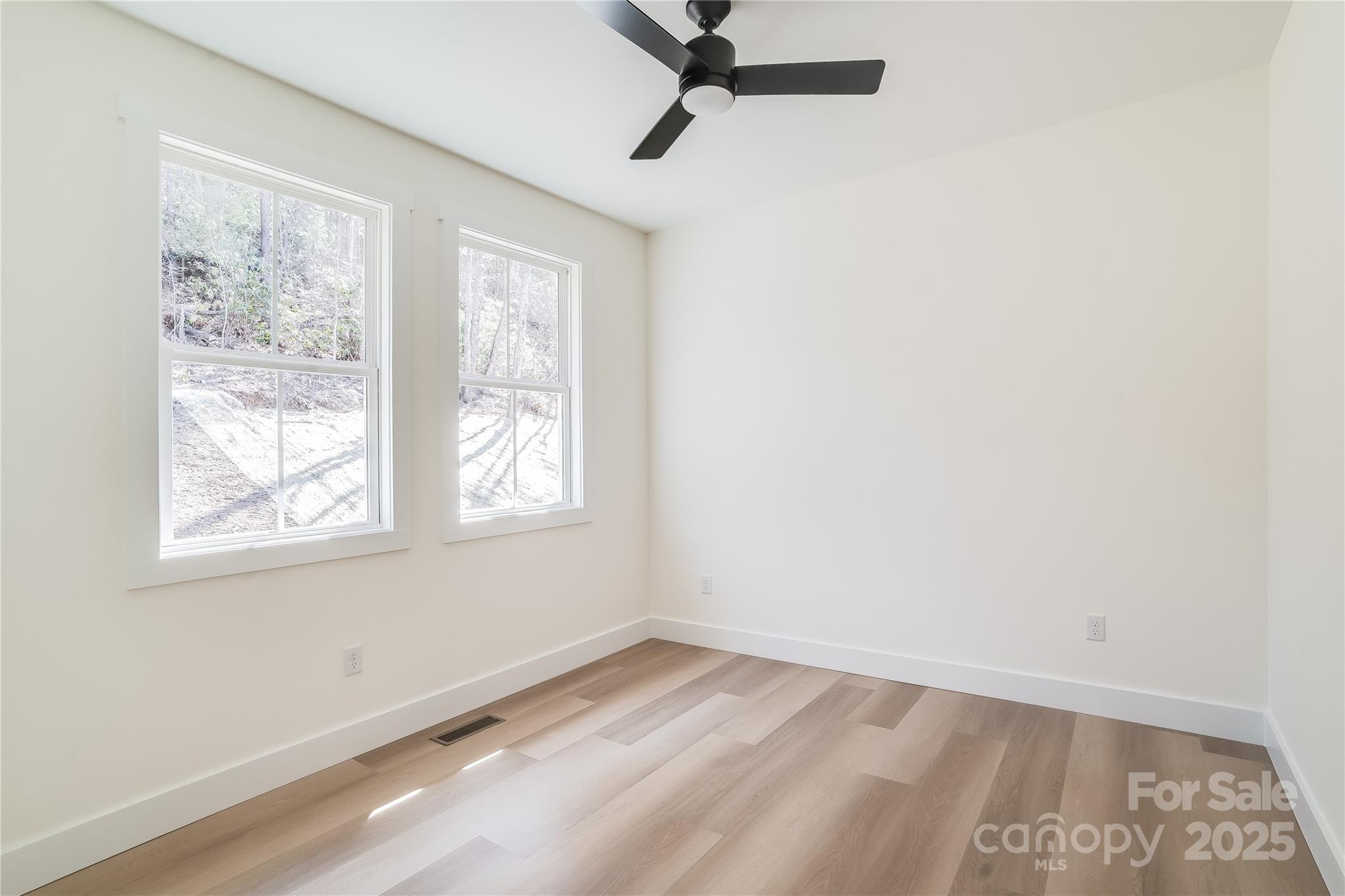 7 Jetts Rdg Drive Swannanoa, NC 28778 - Photo 37 of 42 Gallery Image 37