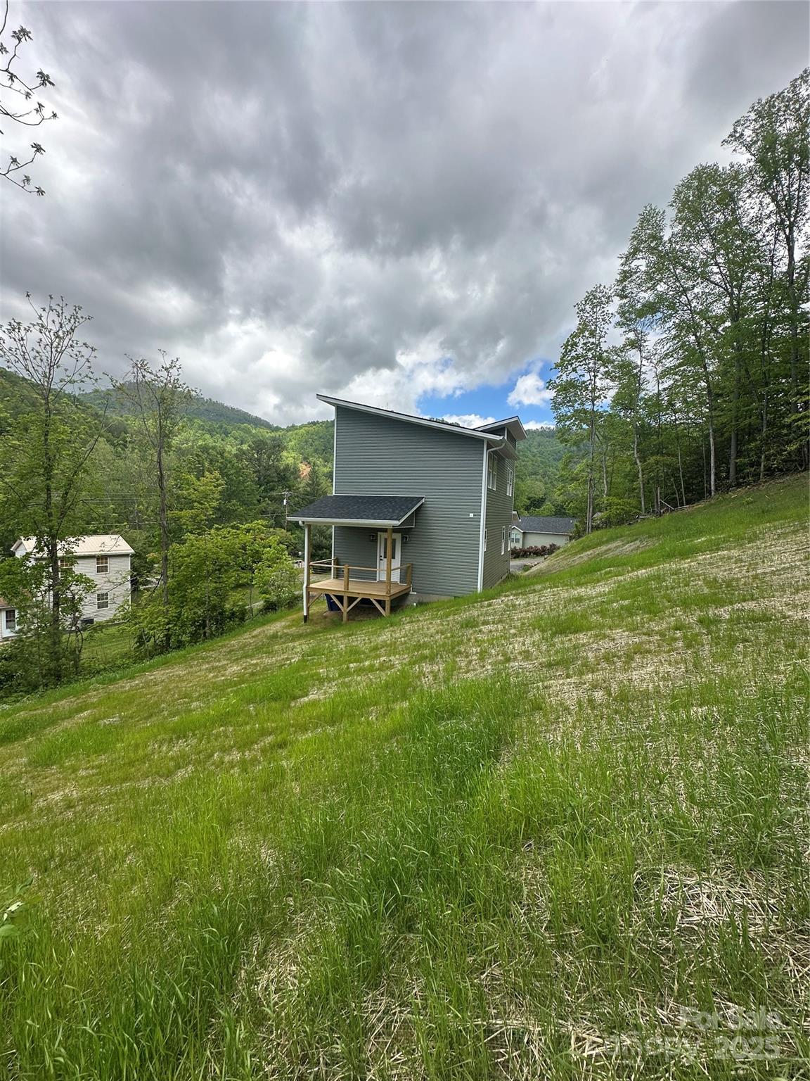 7 Jetts Rdg Drive Swannanoa, NC 28778 - Photo 4 of 42 Gallery Image 4