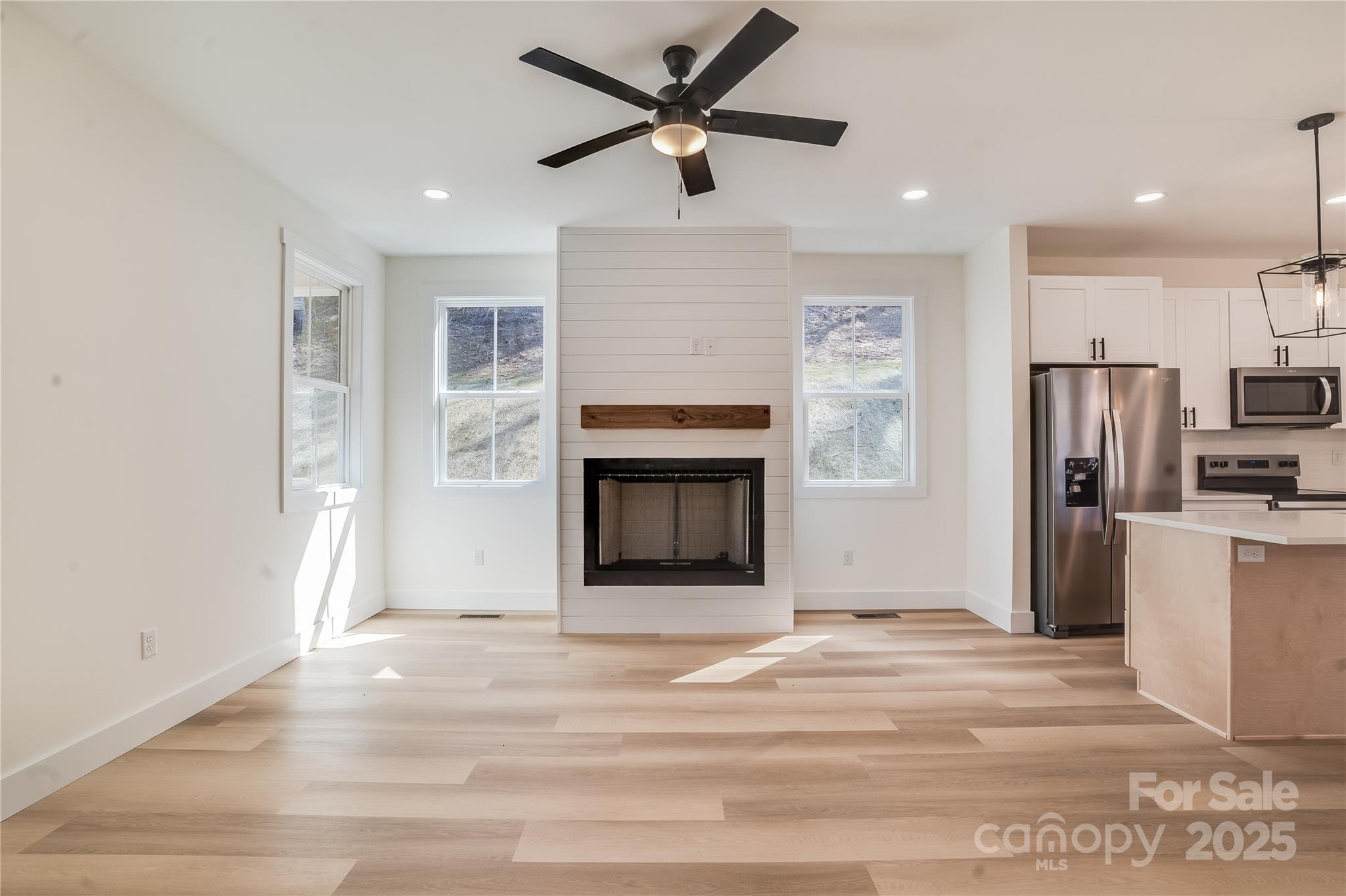 7 Jetts Rdg Drive Swannanoa, NC 28778 - Photo 6 of 42 Gallery Image 6