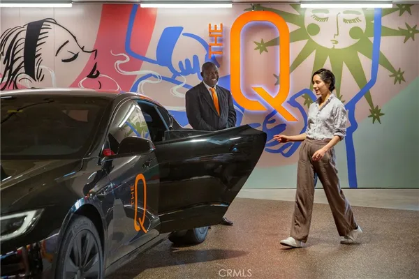 $2,377 | 6235 Topanga Canyon Boulevard, Unit 568, Woodland Hills, CA 91367