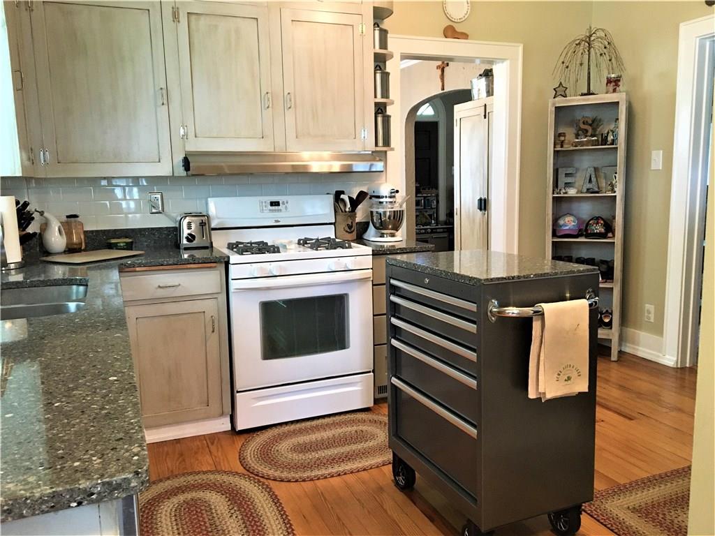 635 East Pike Road Indiana, PA 15701 - Photo 6 of 22
