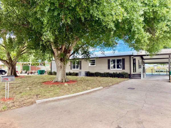 $219,000 | 2331 Southeast 29th Street, Okeechobee, FL 34974