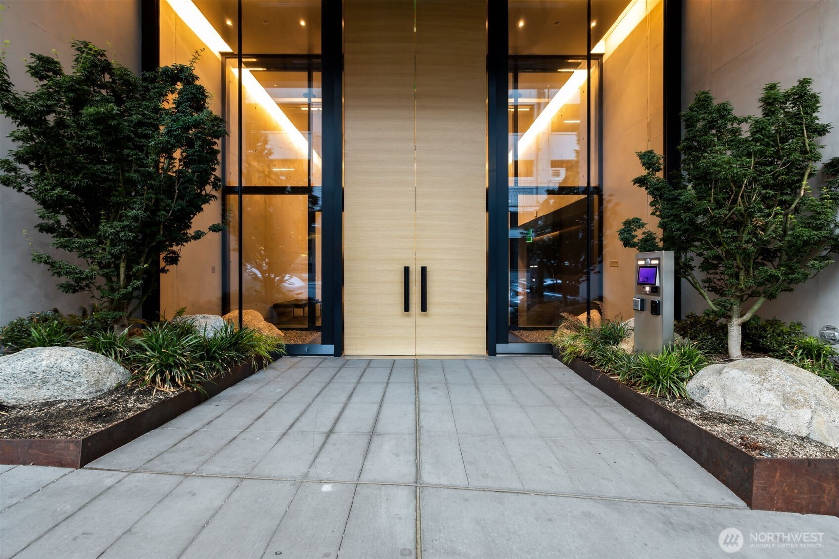 300 Virginia Street, Unit 3103 Seattle, WA 98101 - Photo 1 of 40