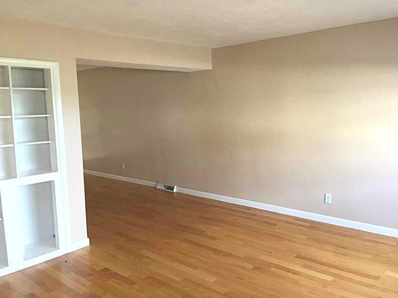 4156 Post Road, Unit 19 Warwick, RI 02818 - Photo 8 of 11 Living Room.