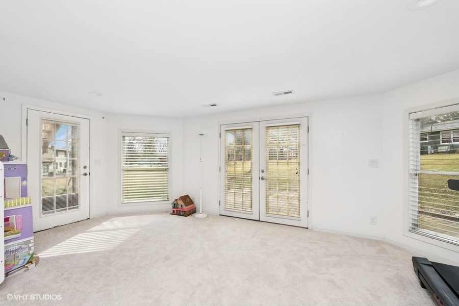 4617 William Street Johnsburg, IL 60051 - Photo 15 of 18