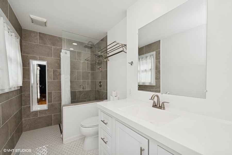 4617 William Street Johnsburg, IL 60051 - Photo 10 of 18