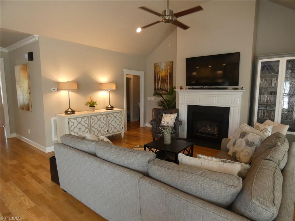 975 Heron Ridge Road Winston-Salem, NC 27106 - Photo 4 of 23 Gallery Image 4