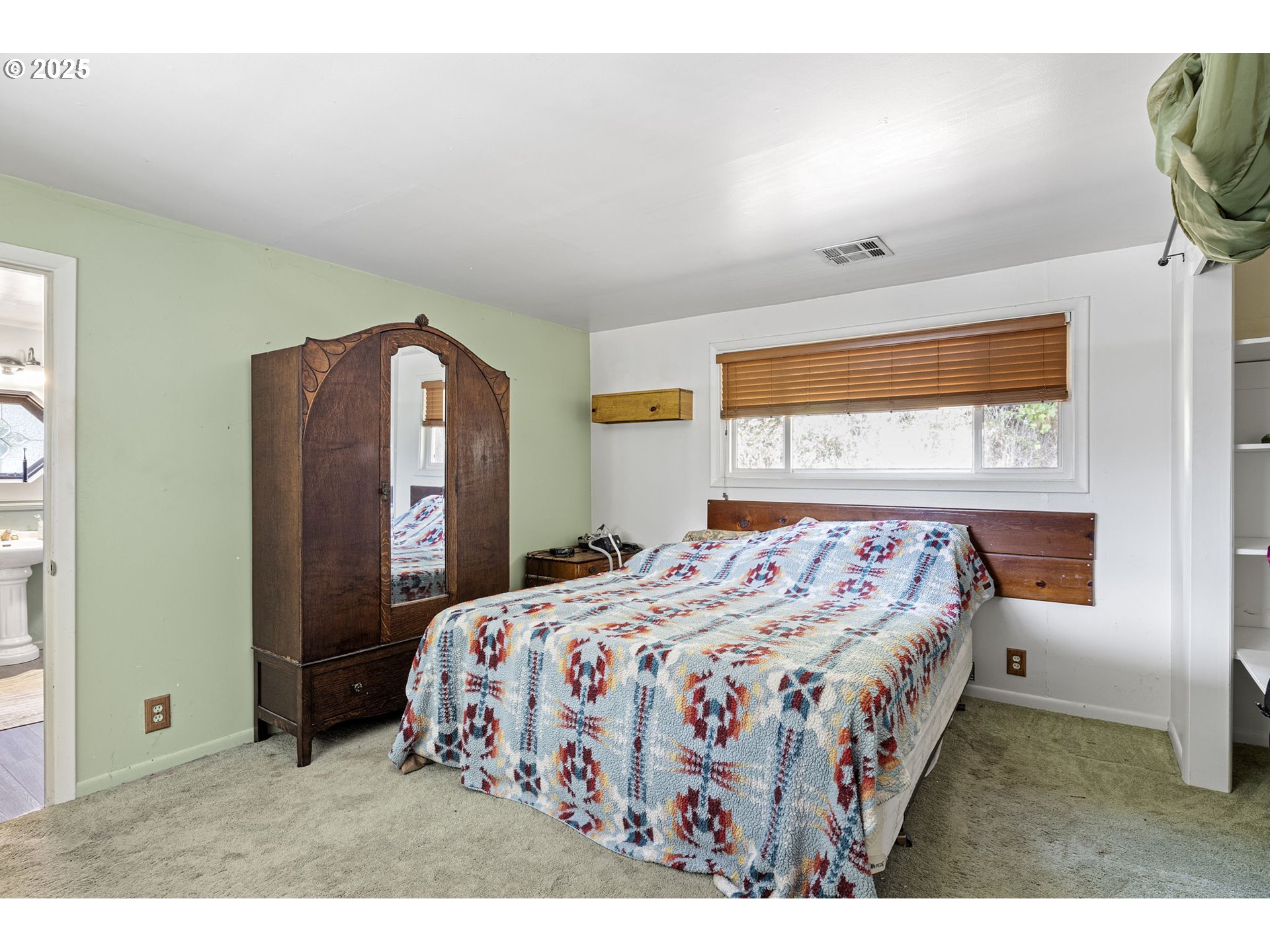 500 East B Avenue Drain, OR 97435 - Photo 22 of 48