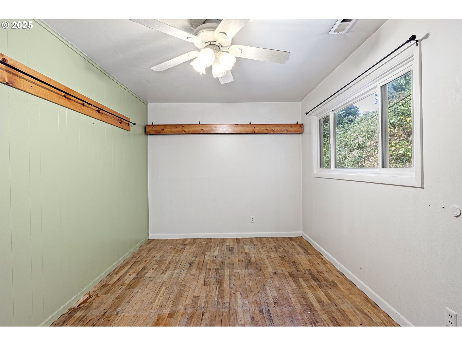 500 East B Avenue Drain, OR 97435 - Photo 32 of 48