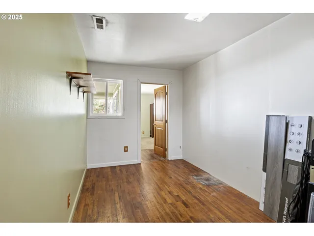 $349,000 | 500 East B Avenue, Drain, OR 97435