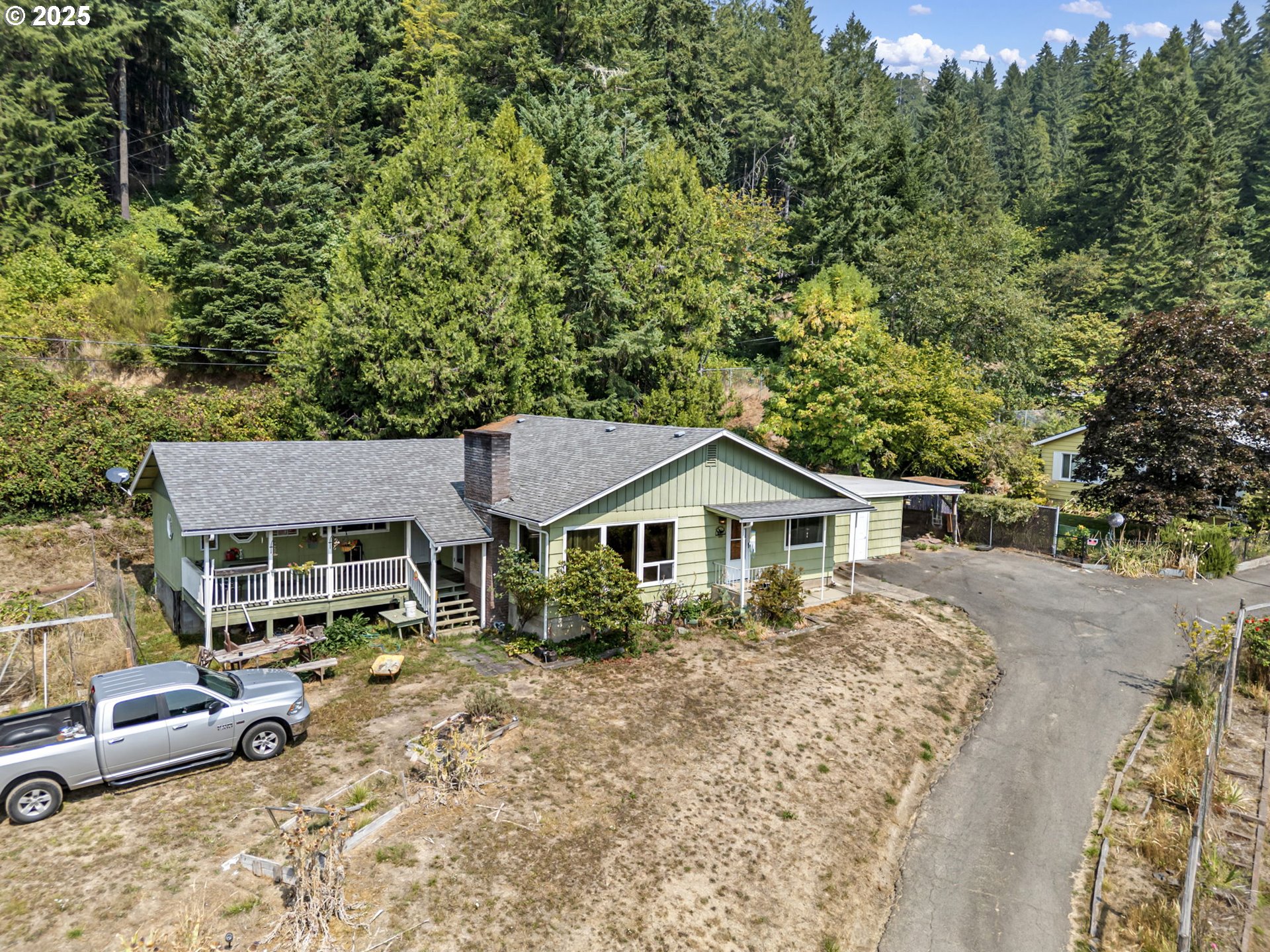 500 East B Avenue Drain, OR 97435 - Photo 7 of 48