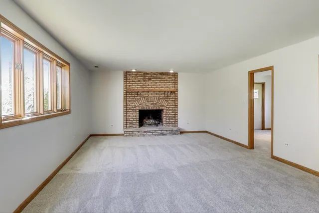 $349,000 | 11242 South Avon Avenue, Alsip, IL 60803