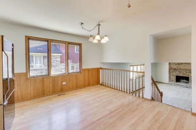 $349,000 | 11242 South Avon Avenue, Alsip, IL 60803