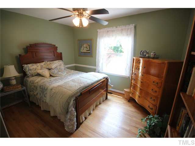 2425 Bertie Drive Raleigh, NC 27610 - Photo 11 of 25 Gallery Image 11