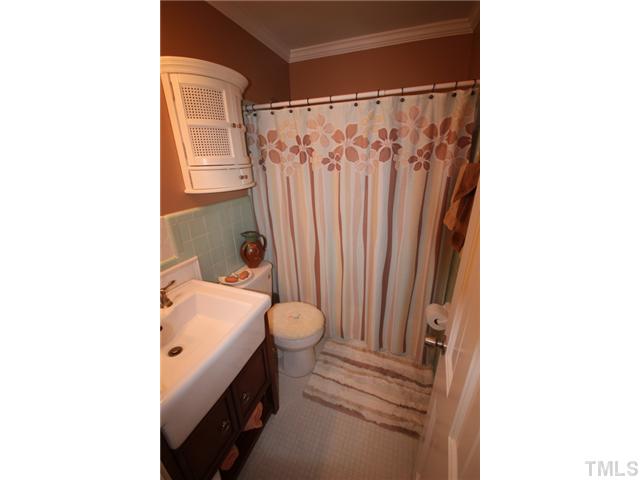 2425 Bertie Drive Raleigh, NC 27610 - Photo 12 of 25 Gallery Image 12