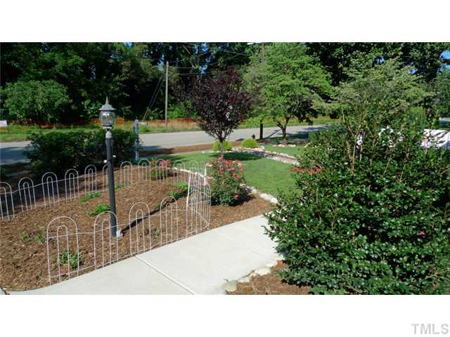 2425 Bertie Drive Raleigh, NC 27610 - Photo 2 of 25 Gallery Image 2