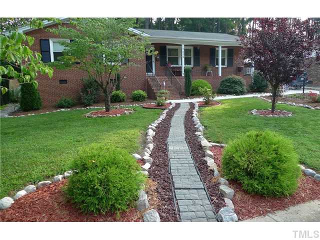 2425 Bertie Drive Raleigh, NC 27610 - Photo 3 of 25 Gallery Image 3