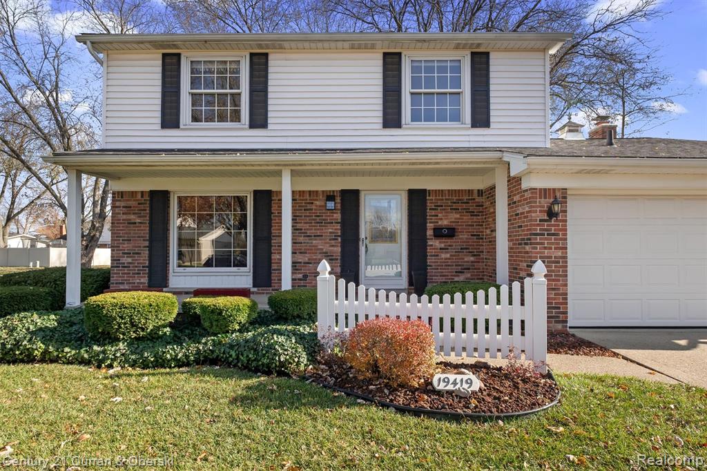 19419 Coachwood Road Riverview, MI 48193 - Photo 3 of 53 Gallery Image 3