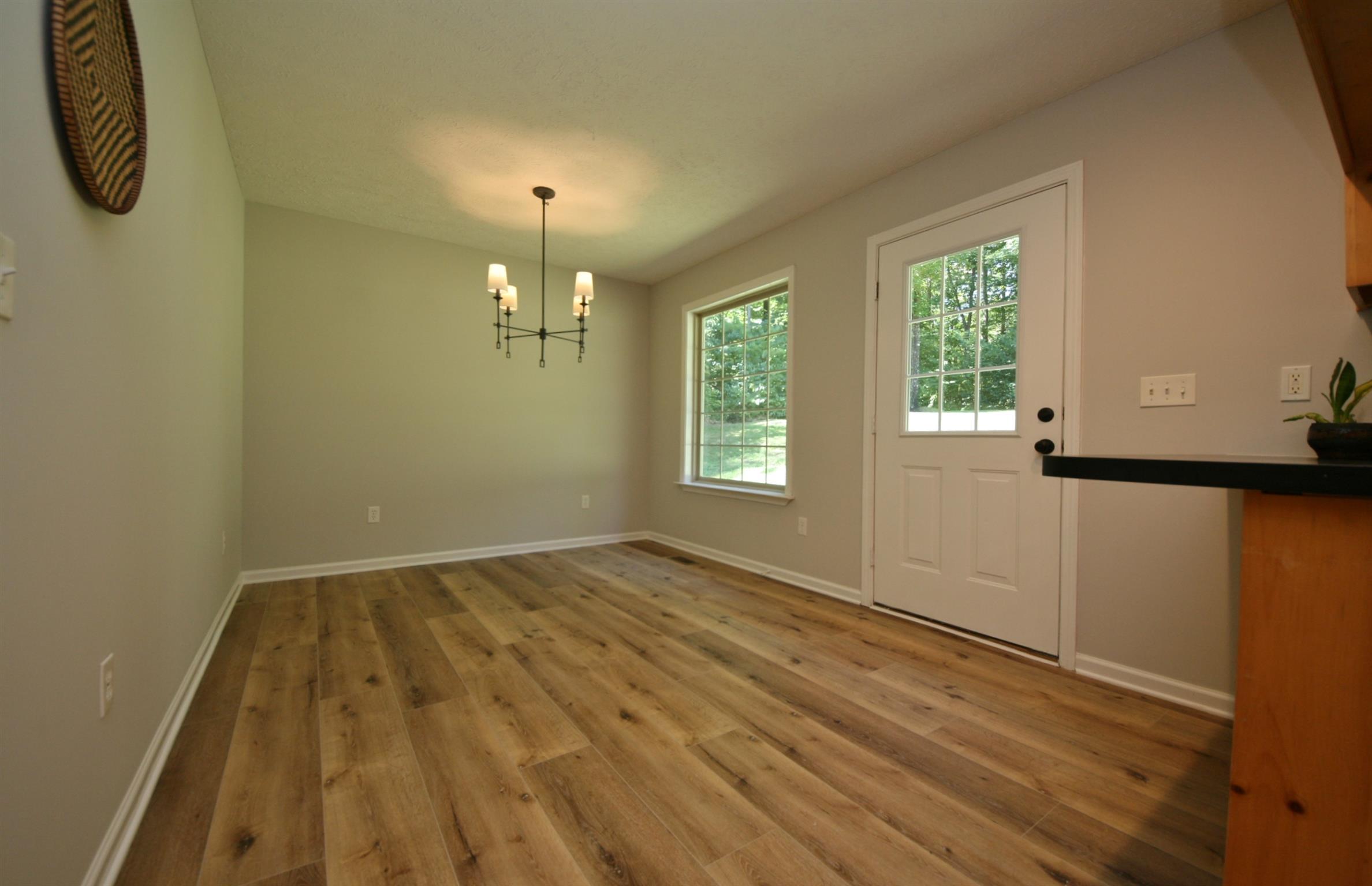 239 Union Ridge Road Wartrace, TN 37183 - Photo 11 of 30 Eat-in kitchen area