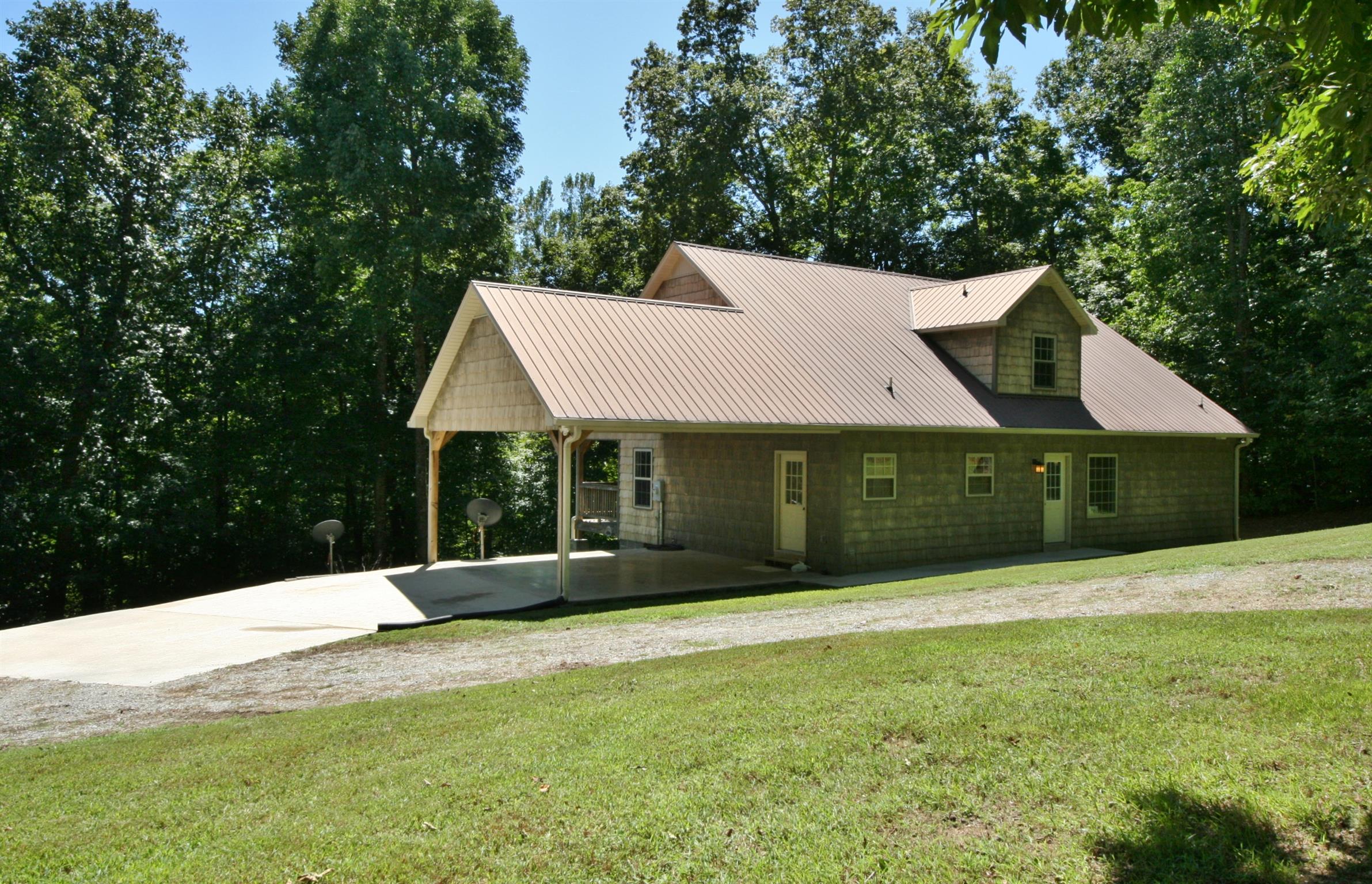 239 Union Ridge Road Wartrace, TN 37183 - Photo 4 of 30 Metal roof