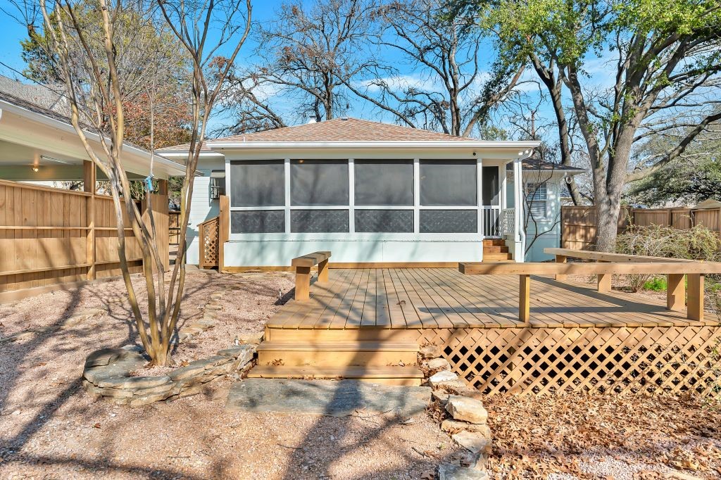 106 30th Street North Waco, TX 76710 - Photo 40 of 47 a house view with a outdoor space