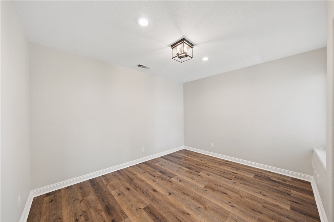 25004 Crestpeak Court Menifee, CA 92584 - Photo 13 of 60