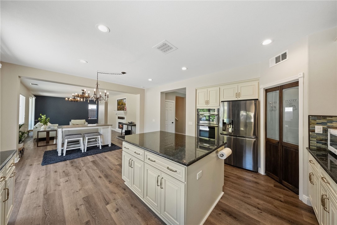 25004 Crestpeak Court Menifee, CA 92584 - Photo 20 of 60