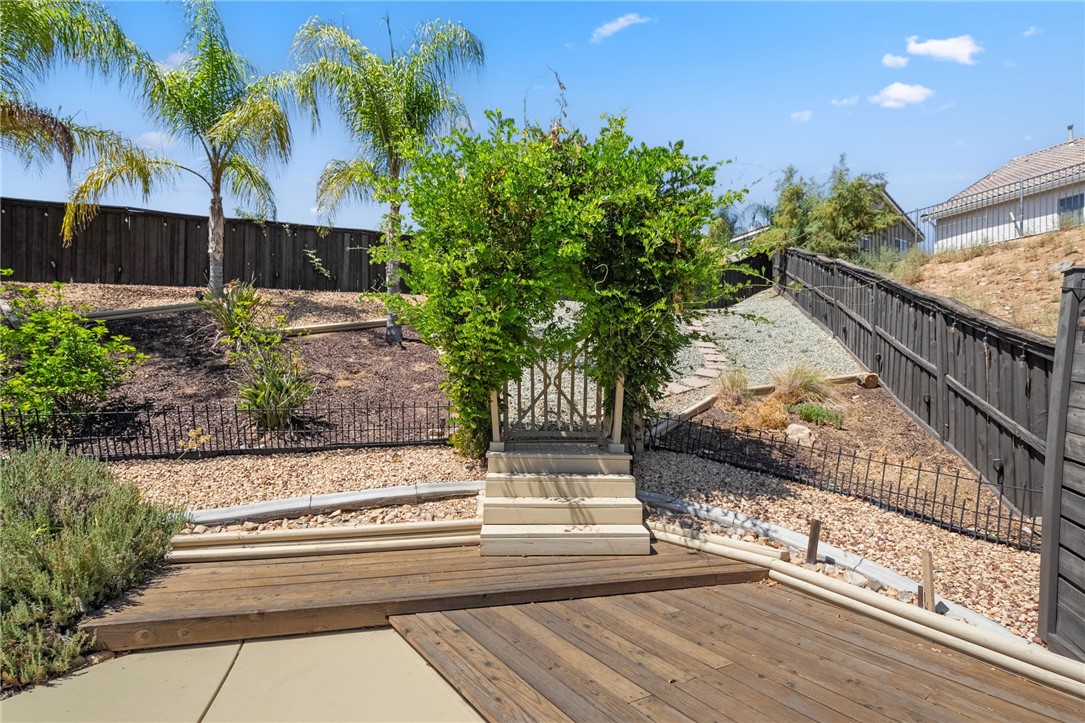 25004 Crestpeak Court Menifee, CA 92584 - Photo 56 of 60