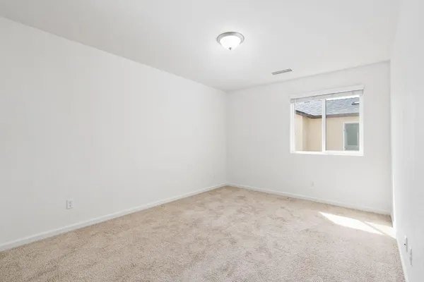 $400,000 | 6389 East Moscato Drive, Fresno, CA 93727