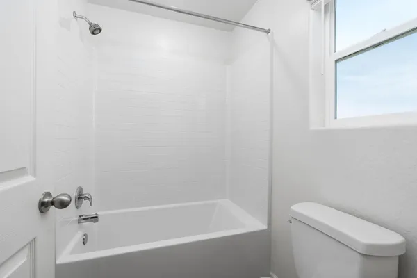 $400,000 | 6389 East Moscato Drive, Fresno, CA 93727