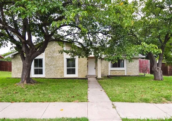 $2,500 | 2111 Sheraton Drive, Carrollton, TX 75007