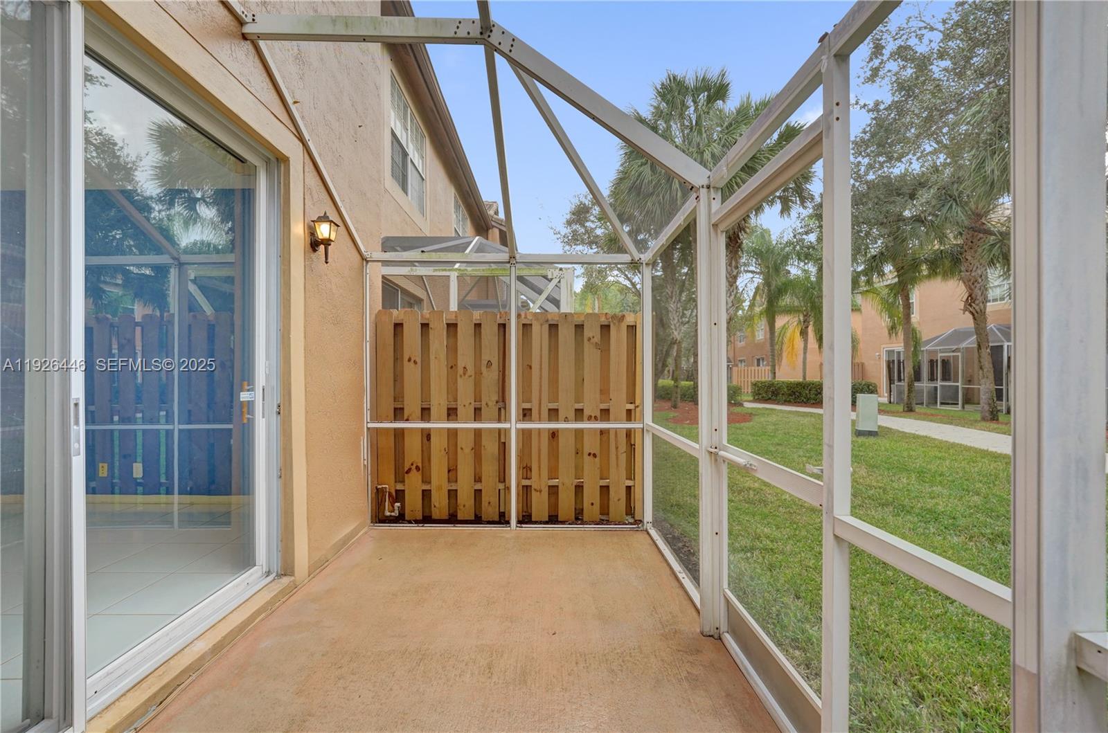 1435 Barcelona Way, Unit 527 Weston, FL 33327 - Photo 15 of 30