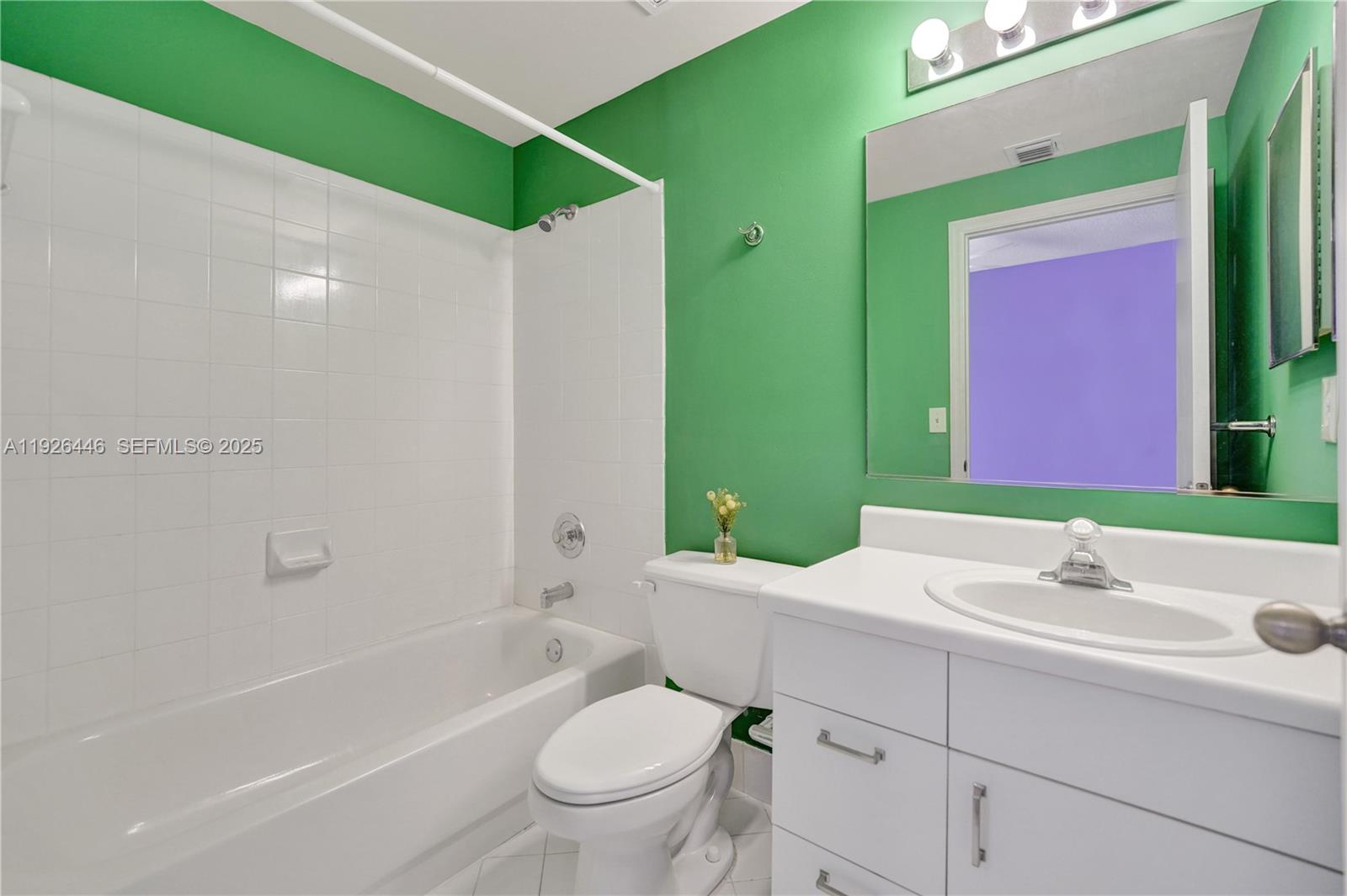 1435 Barcelona Way, Unit 527 Weston, FL 33327 - Photo 21 of 30