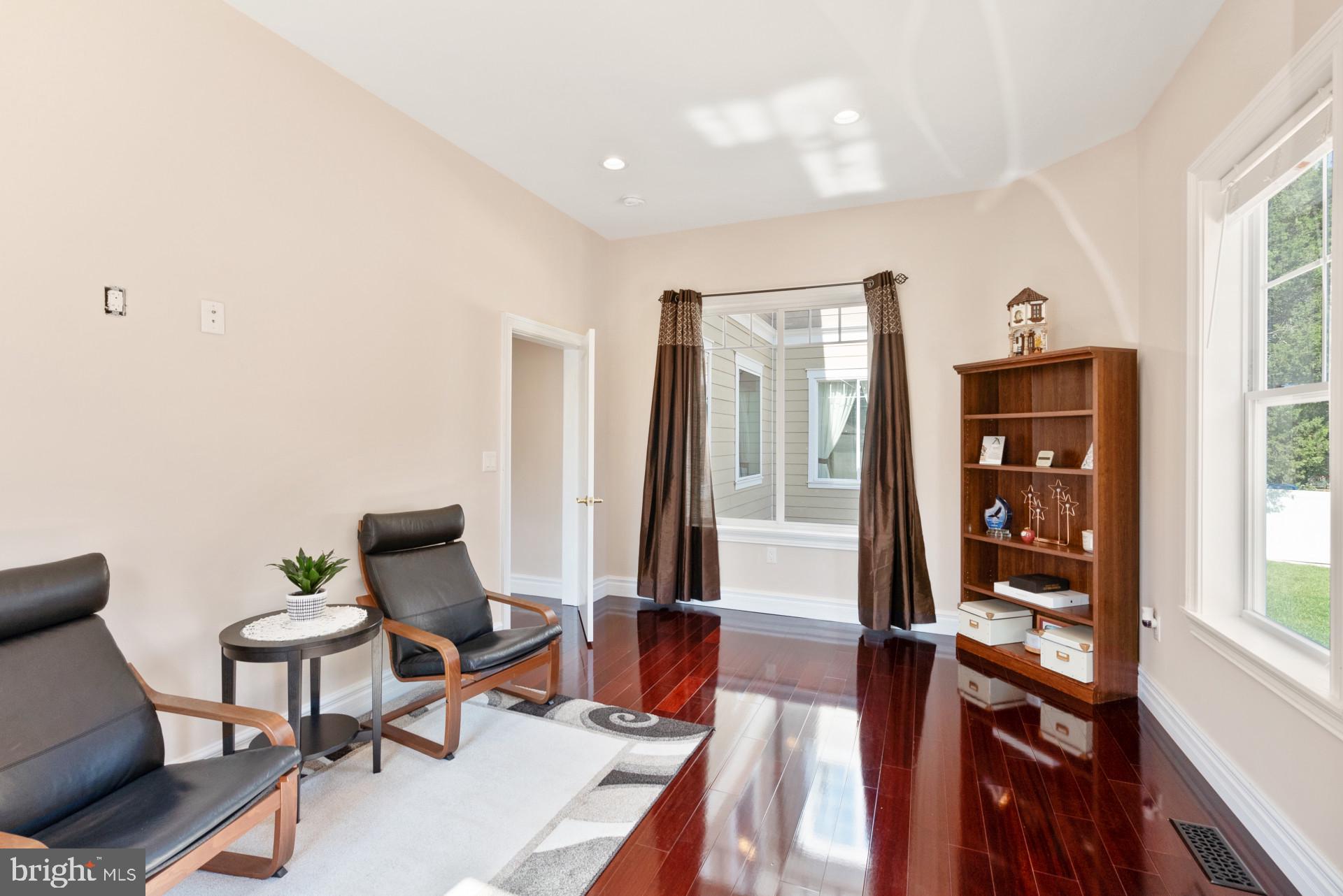 8917 Sudley Road Manassas, VA 20110 - Photo 29 of 78