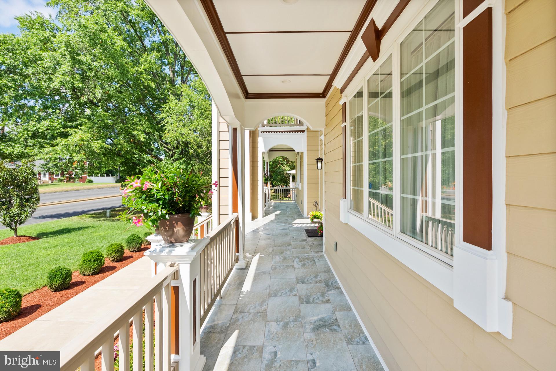 8917 Sudley Road Manassas, VA 20110 - Photo 5 of 78