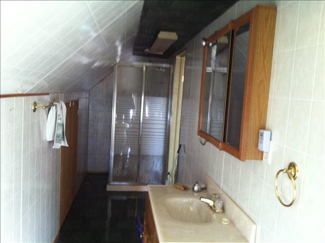1074 Irish Road Dundee, MI 48131 - Photo 11 of 16 bathroom 2nd floor