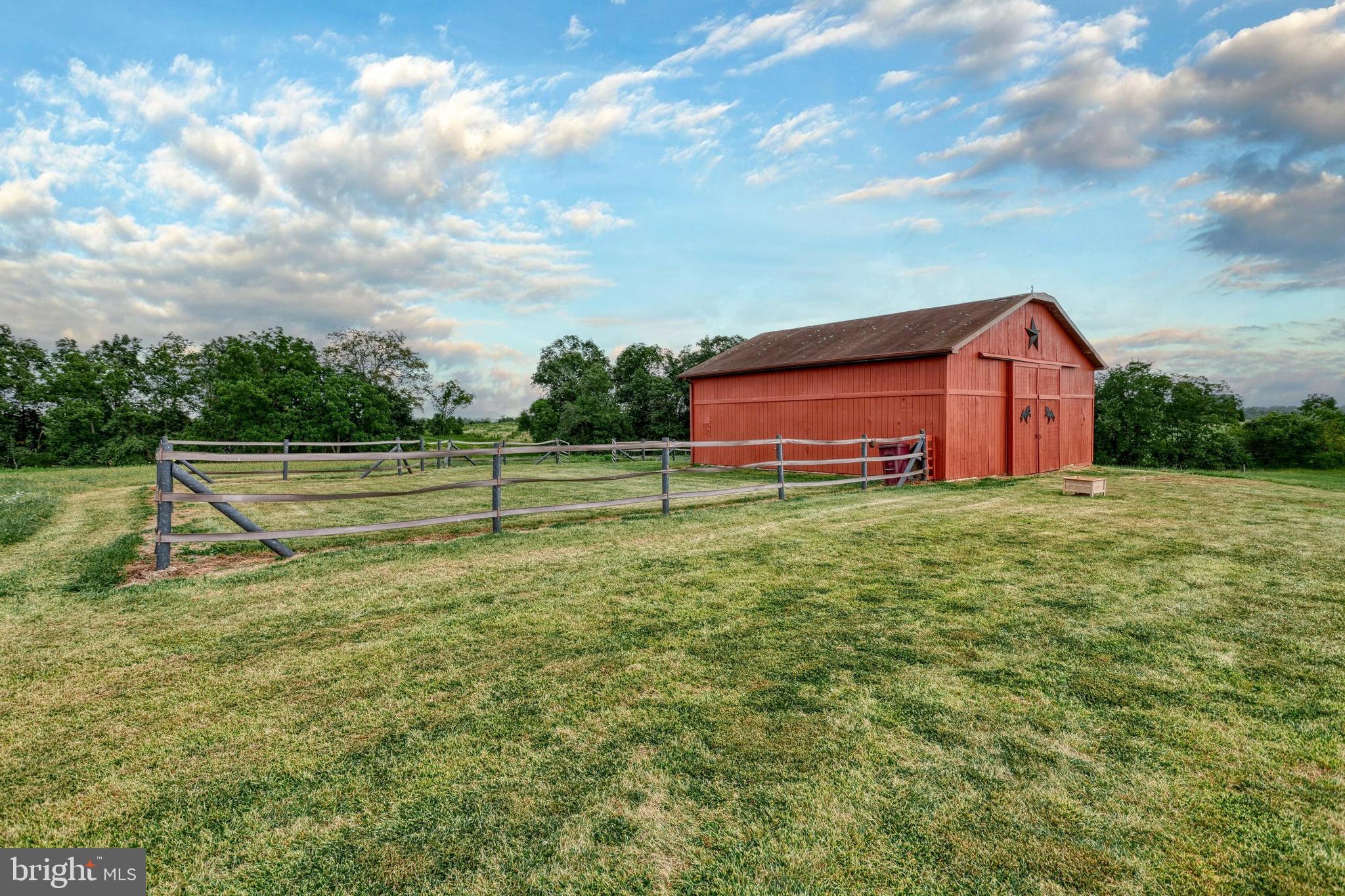 425 Winding Brook Road Biglerville, PA 17307 - Photo 8 of 60