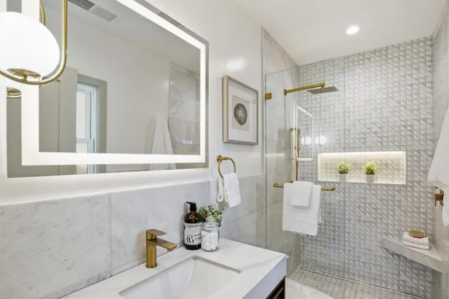 $1,998,000 | 1100 9th Avenue, San Mateo, CA 94402