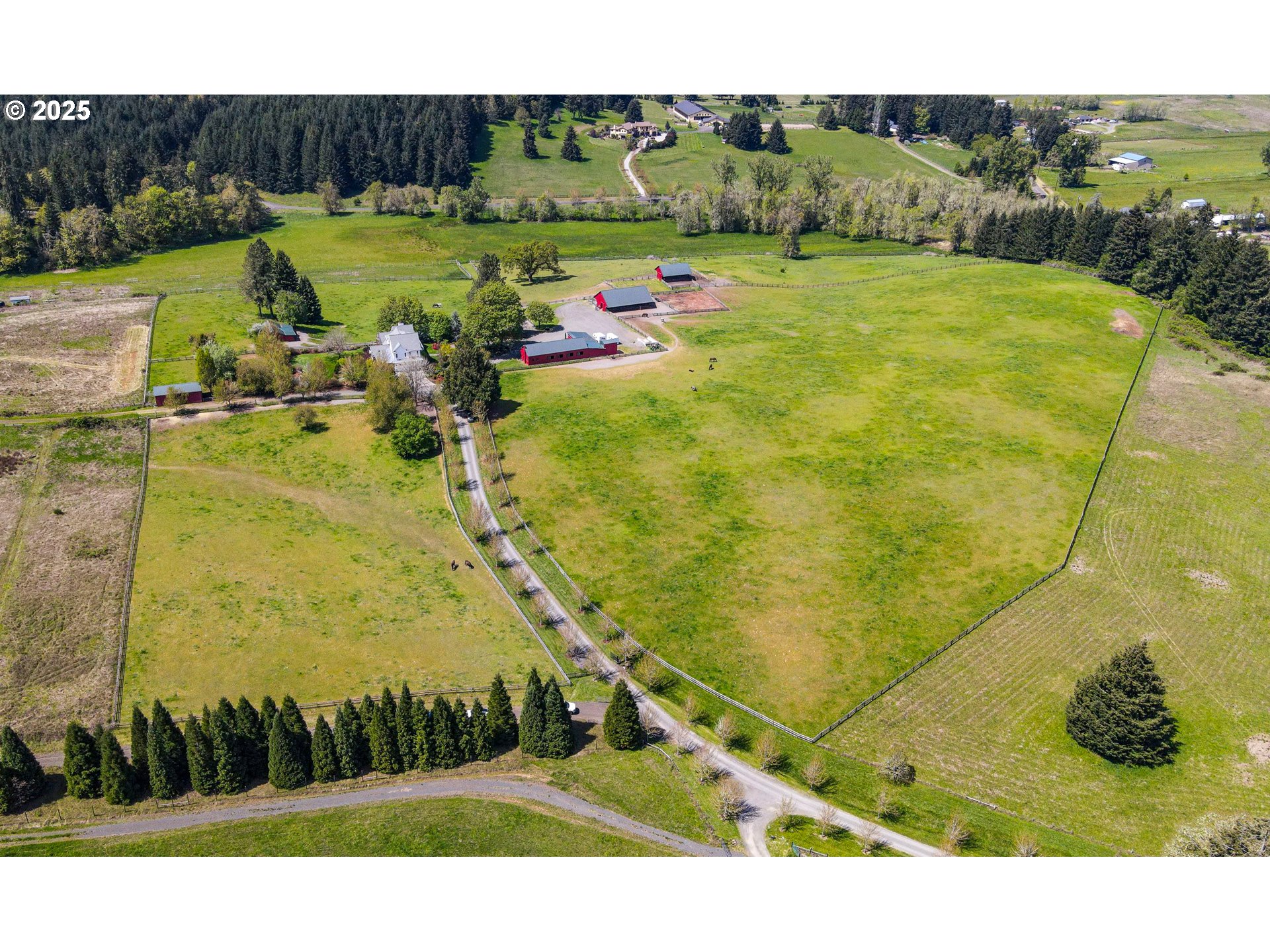 27716 Erickson Road Eugene, OR 97402 - Photo 32 of 40 a view of swimming pool