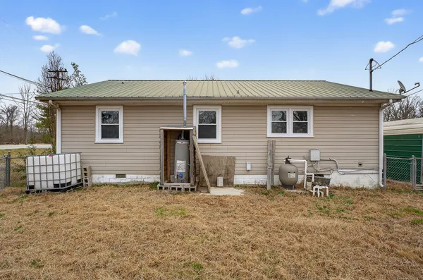 101 South Mill Street, Morrison, TN 37357