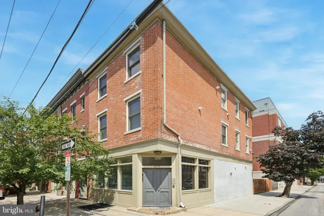 a view of a large building