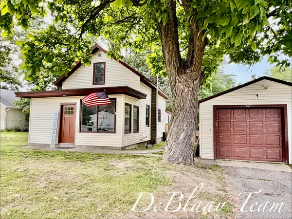 $279,000 | 347 6 Mile Road Northwest, Comstock Park, MI 49321