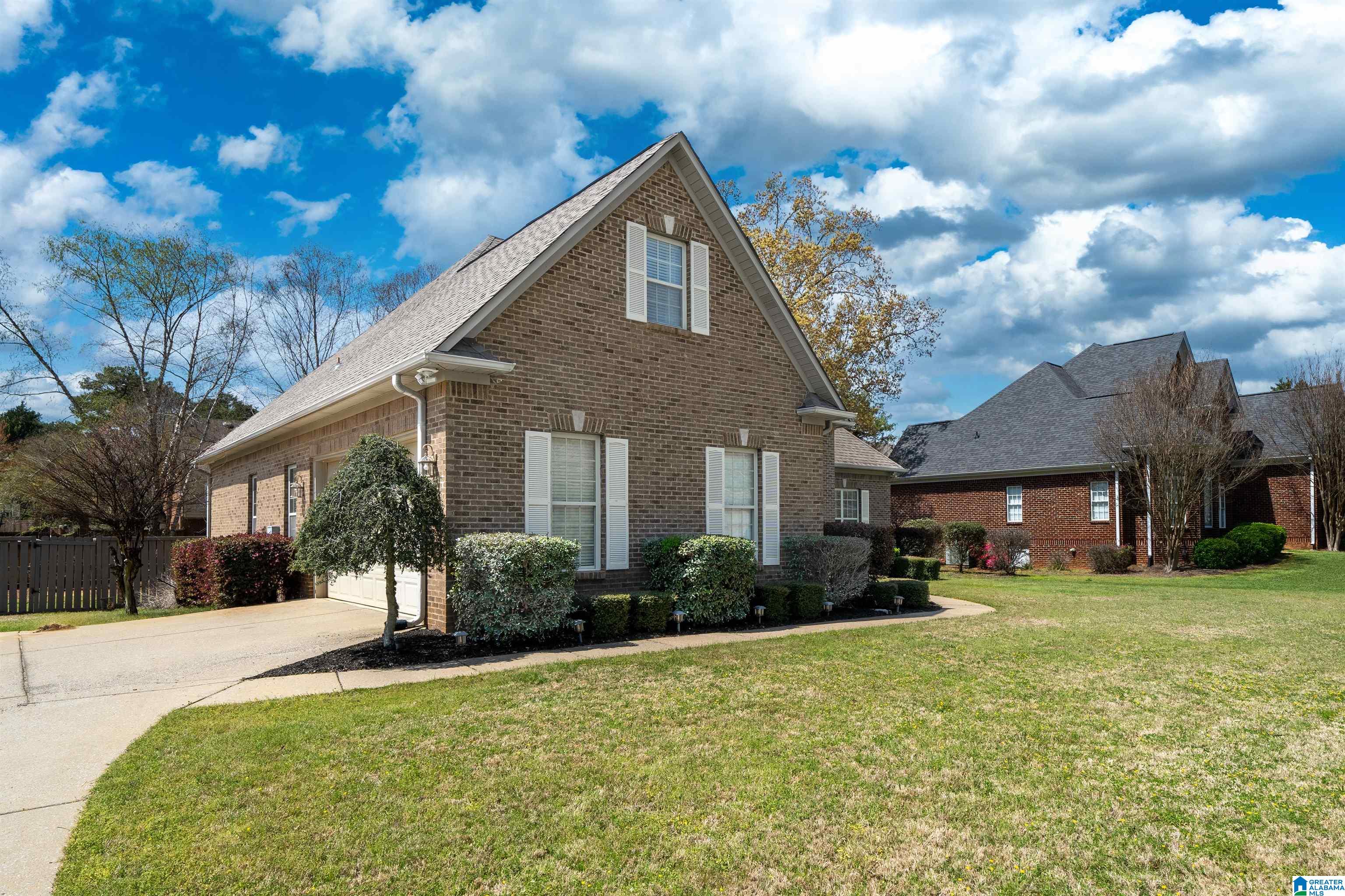 1028 Millstone Road Leeds, AL 35094 - Photo 3 of 29