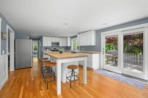 $995,000 | 284 Braggs Lane, Barnstable, MA 02630