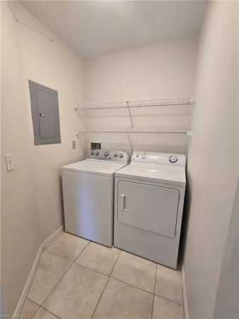 $2,100 | 7725 Jewel Lane, Unit 202, Naples, FL 34109