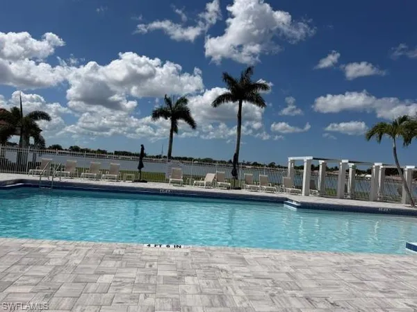 $2,100 | 7725 Jewel Lane, Unit 202, Naples, FL 34109