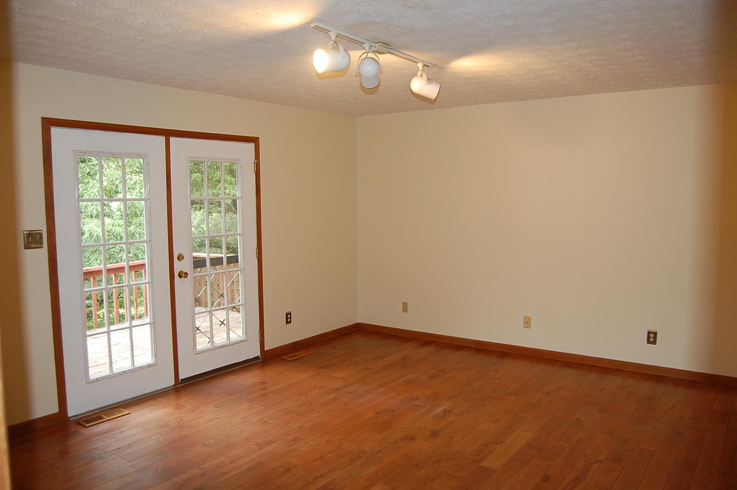 2413 Chimney Ridge Road Knoxville, TN 37923 - Photo 25 of 40 Master